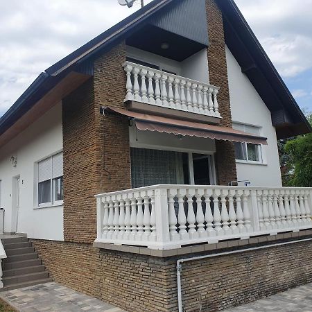 Wolf Vendégház Balatonkeresztúr Exterior foto